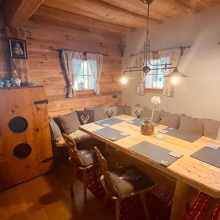 Seppkeusche - Historisches Mit Zirbensauna Und Hotpot Chalet Turracher Hohe