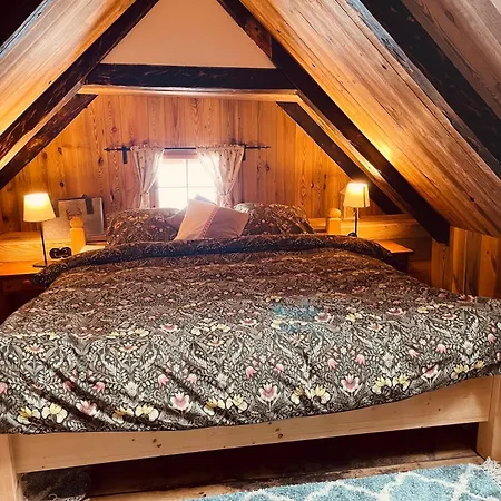 Seppkeusche - Historisches Mit Zirbensauna Und Hotpot Turracher Höhe