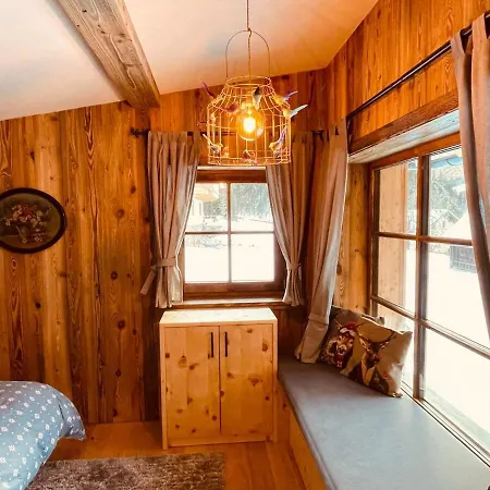 Chalet Seppkeusche - Historisches Mit Zirbensauna Und Hotpot