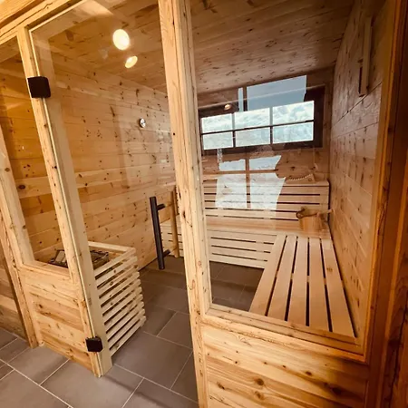 Seppkeusche - Historisches Mit Zirbensauna Und Hotpot