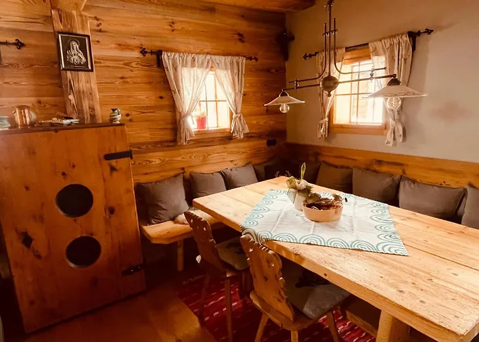 Seppkeusche - Historisches Mit Zirbensauna Und Hotpot בקתה Turracher Hohe